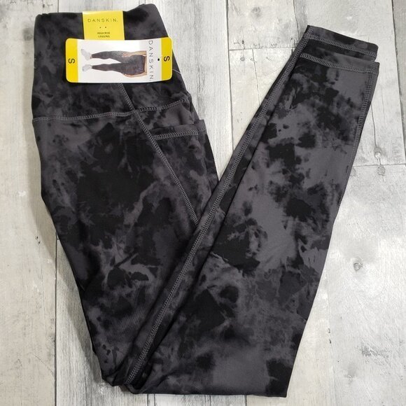 NWT - Danskin Ladies' High Rise Tight with Pockets - size Small - Picture 1 of 4
